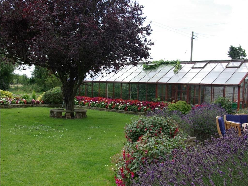 Double-gate Bed & Breakfast Wells